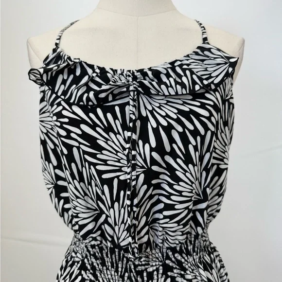 NWT Banana Republic Black White Leaf Print Maxi Dress Sz 4 Sleeveless Racerback - Picture 12 of 13